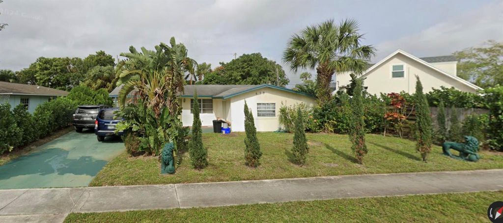 Photo of 417 Lighthouse Drive, Palm Beach Gardens, FL 33410 (MLS # R11087102)