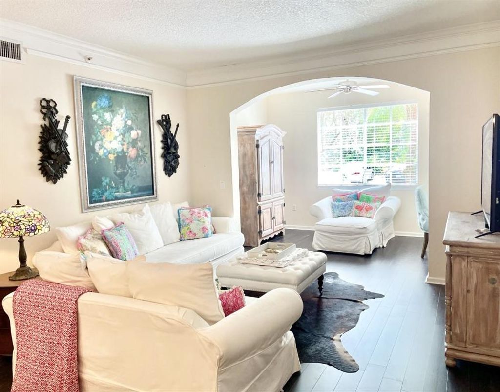 Photo of 3109 Myrtlewood Circle E, Palm Beach Gardens, FL 33418 (MLS # R10730312)