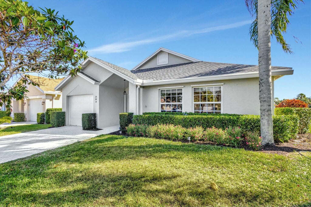 Photo of 293 Moccasin Trail W, Jupiter, FL 33458 (MLS # R11127788)