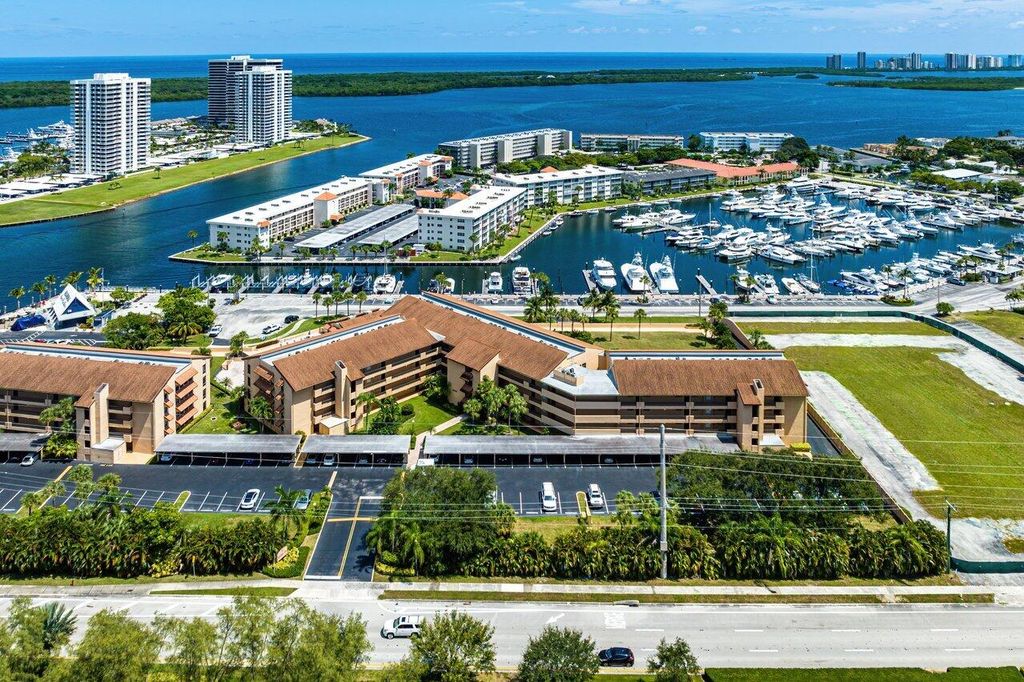Photo of 1030 Us Highway 1 #105, North Palm Beach, FL 33408 (MLS # R10918021)