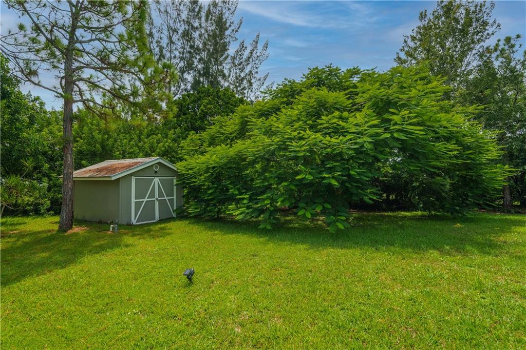 Acreage & Unrec - Residential