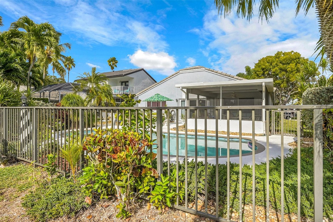 Coquina Lakes II 122-29 B - Residential