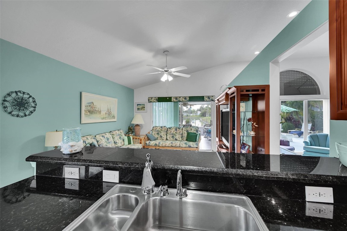 Coquina Lakes II 122-29 B - Residential