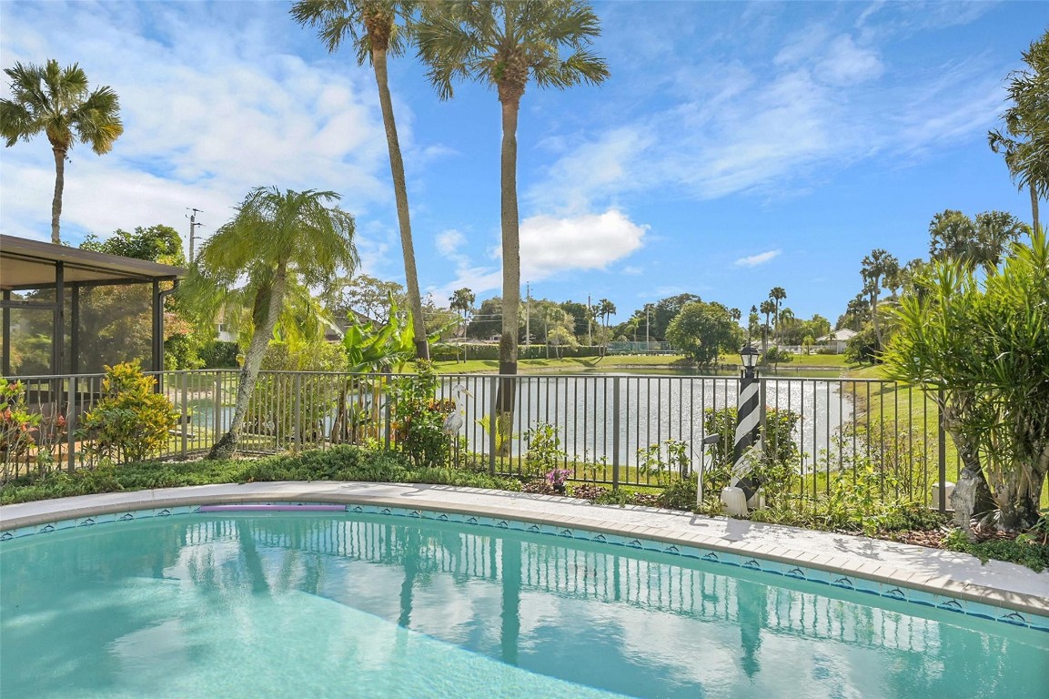 Coquina Lakes II 122-29 B - Residential