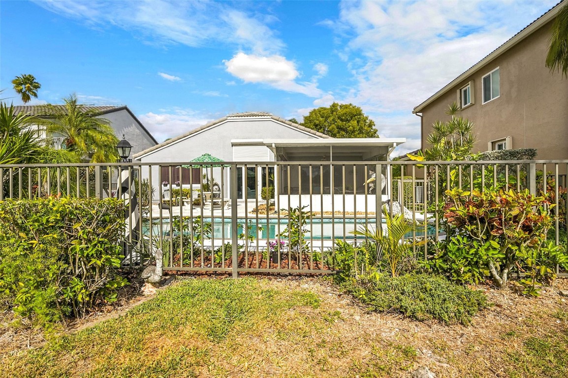 Coquina Lakes II 122-29 B - Residential