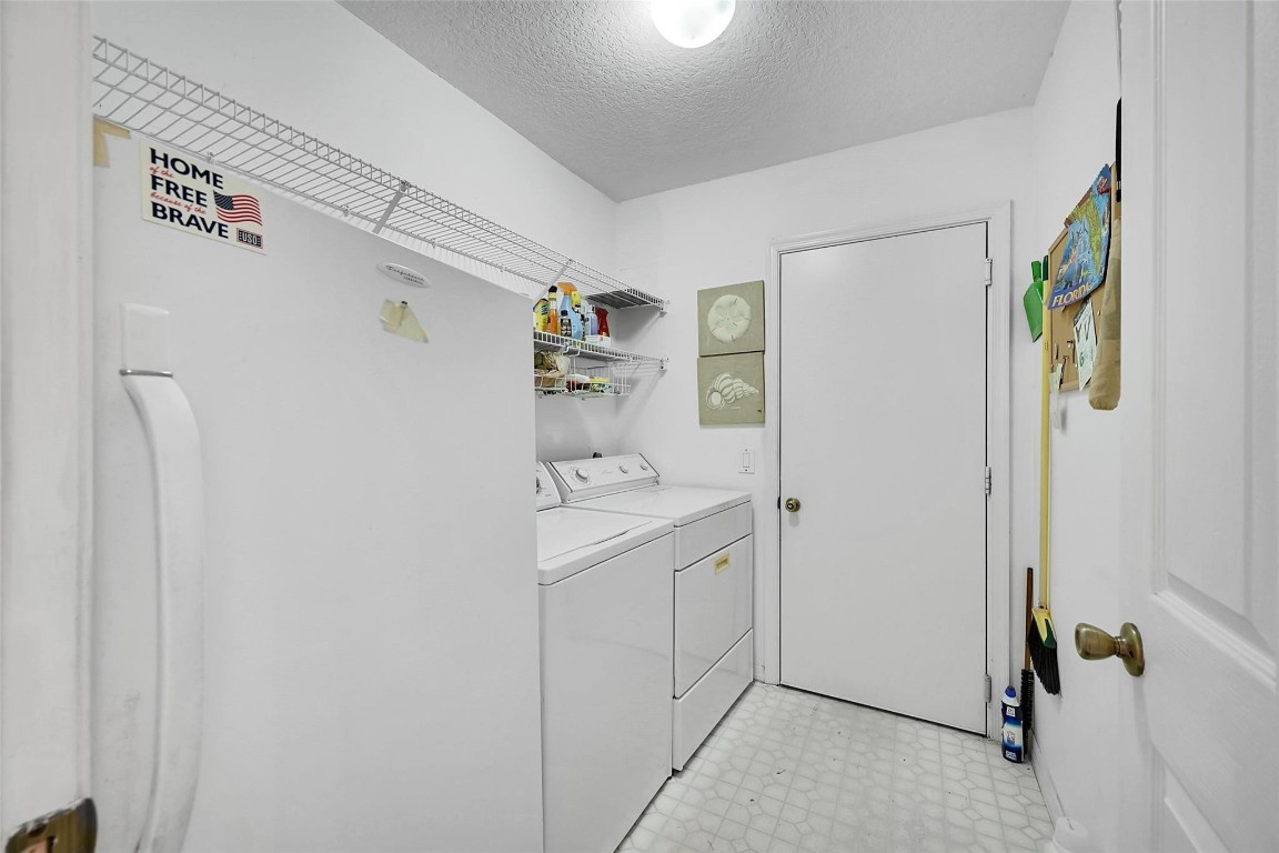 Coquina Lakes II 122-29 B - Residential