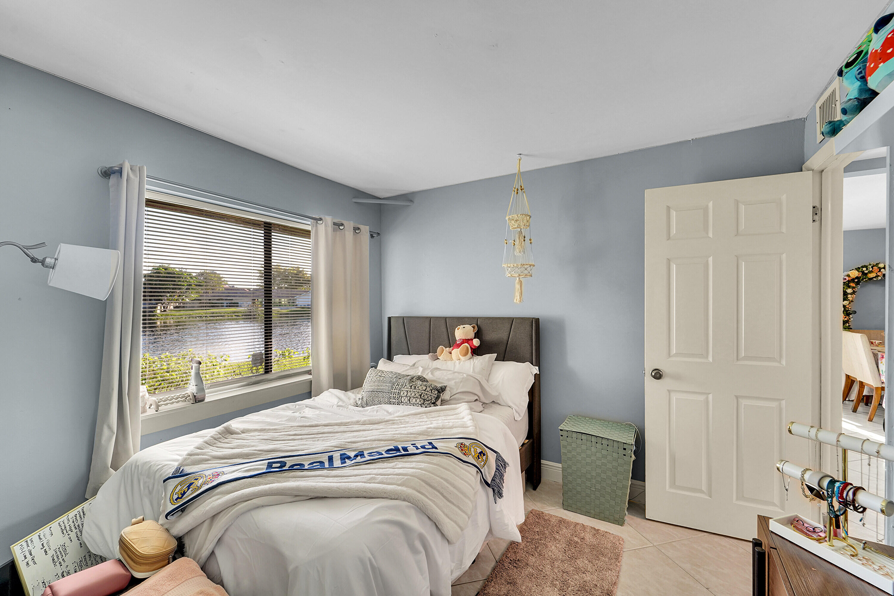 WIMBLEDON AT JACARANDA CONDO - Residential Lease