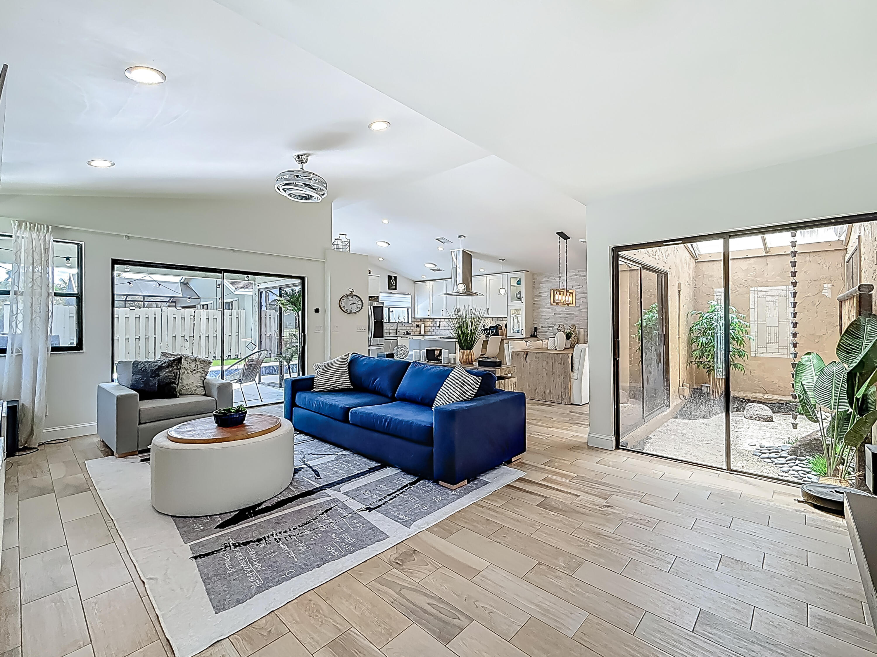 1215 NW 19th Terrace