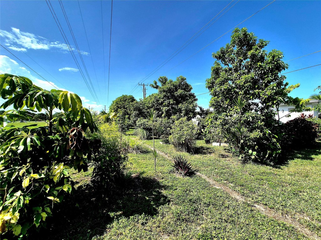 Paradise Gardens Sec 3 72 - Residential