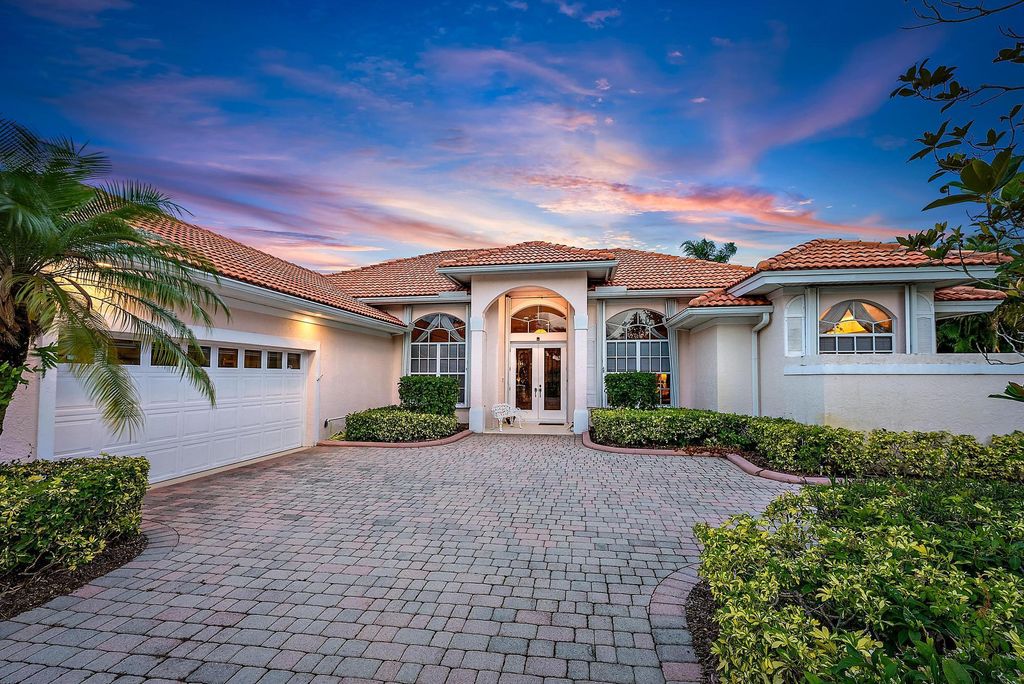 Photo of 8157 SE Double Tree Drive, Hobe Sound, FL 33455 (MLS # R11142690)