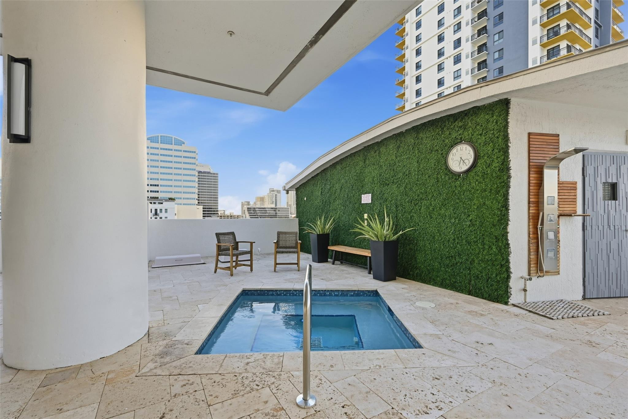 Strada315 - Residential