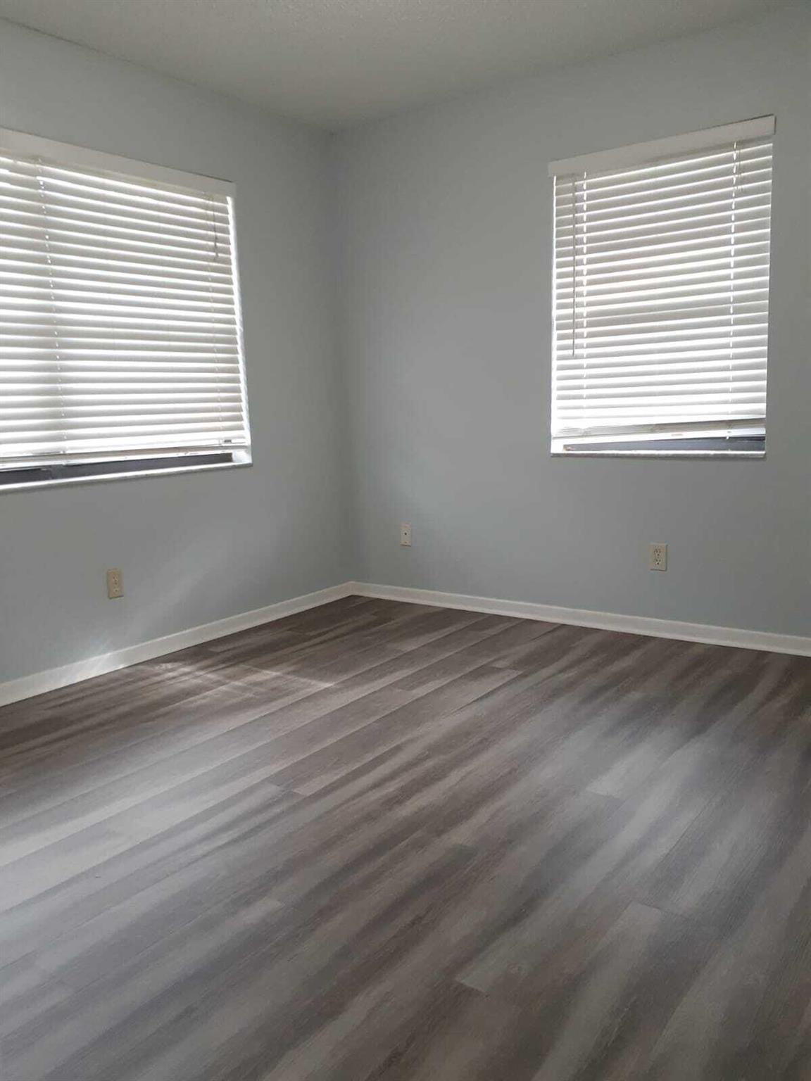 SUMMIT VILLAS CONDO - Residential Lease