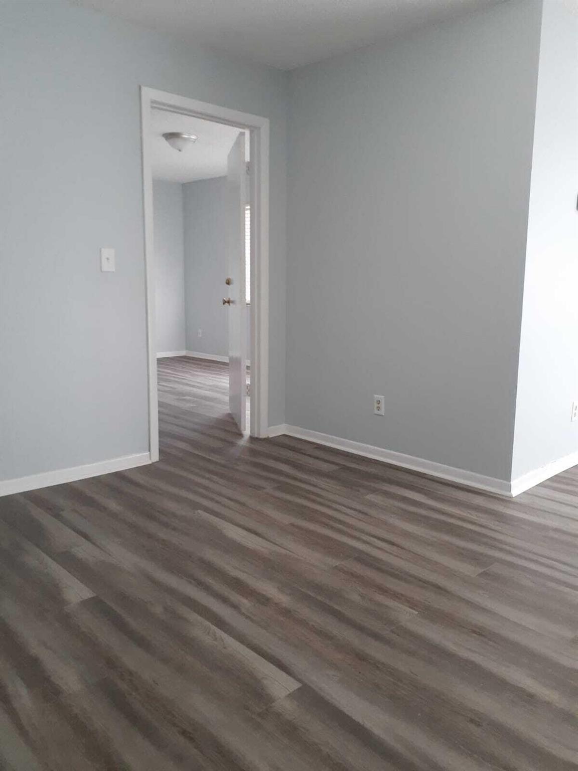 SUMMIT VILLAS CONDO - Residential Lease