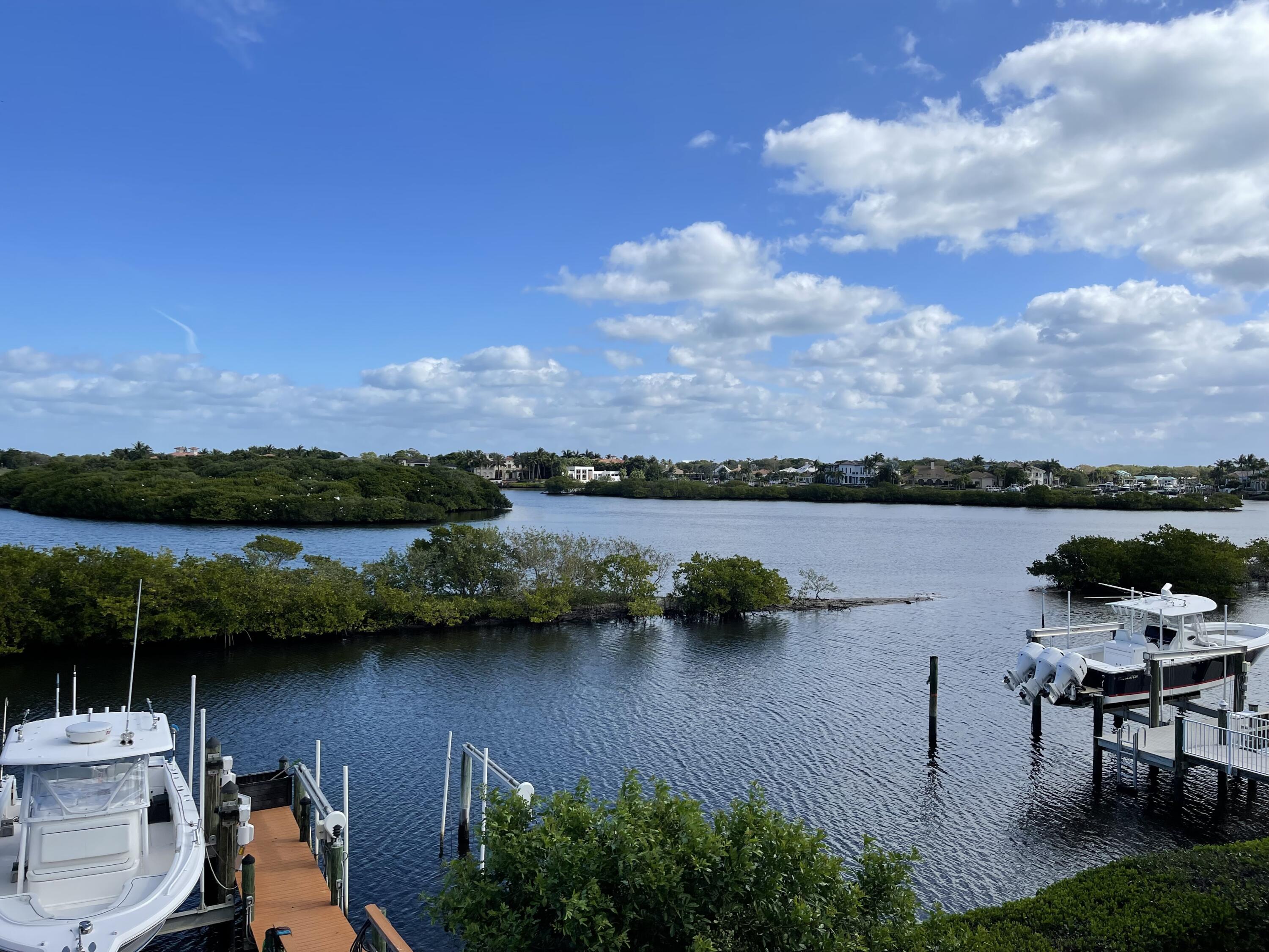 Admirals Cove - Residential