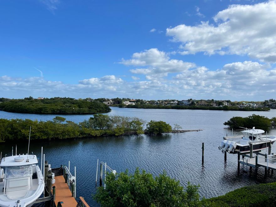 True 3 Bedrooms plus office/den, 3 baths, fabulous vaulted ceilings thru out, finest Italian appliances. 10in x 80in Italian wood porcelain flooring. All white custom kitchen with stainless hood and quartzite countertops. Best views in all of Admirals. Oct or Nov delivery