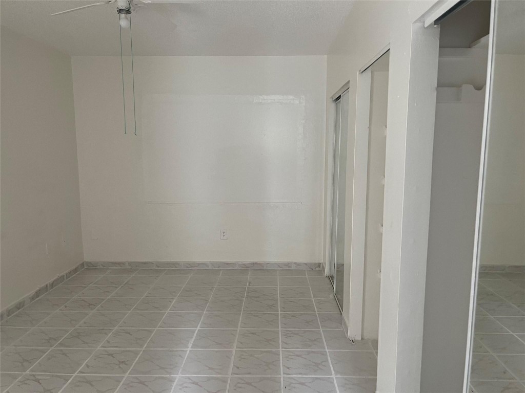 Hollywood 1-21 B - Residential Income