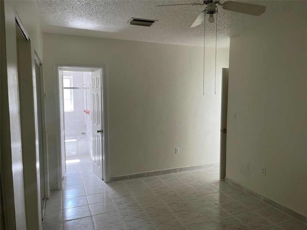 Hollywood 1-21 B - Residential Income