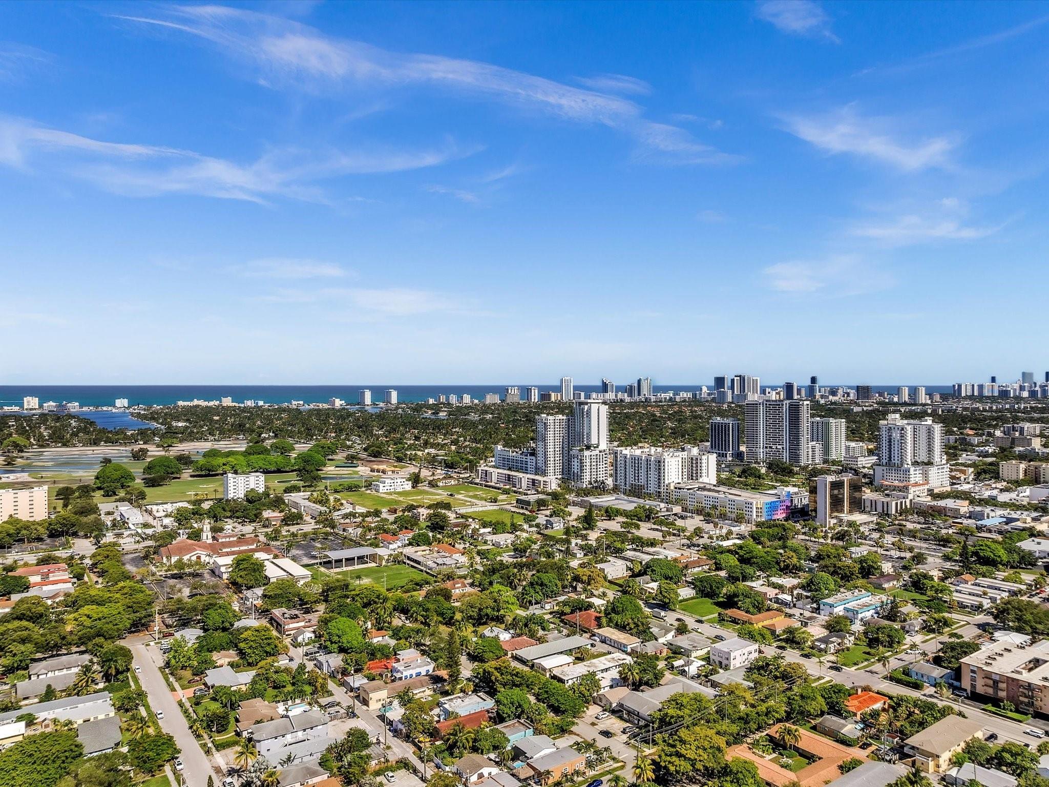 Hollywood 1-21 B - Residential Income