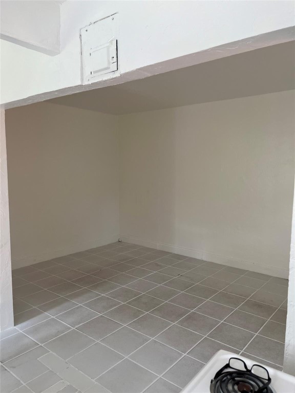 Hollywood 1-21 B - Residential Income