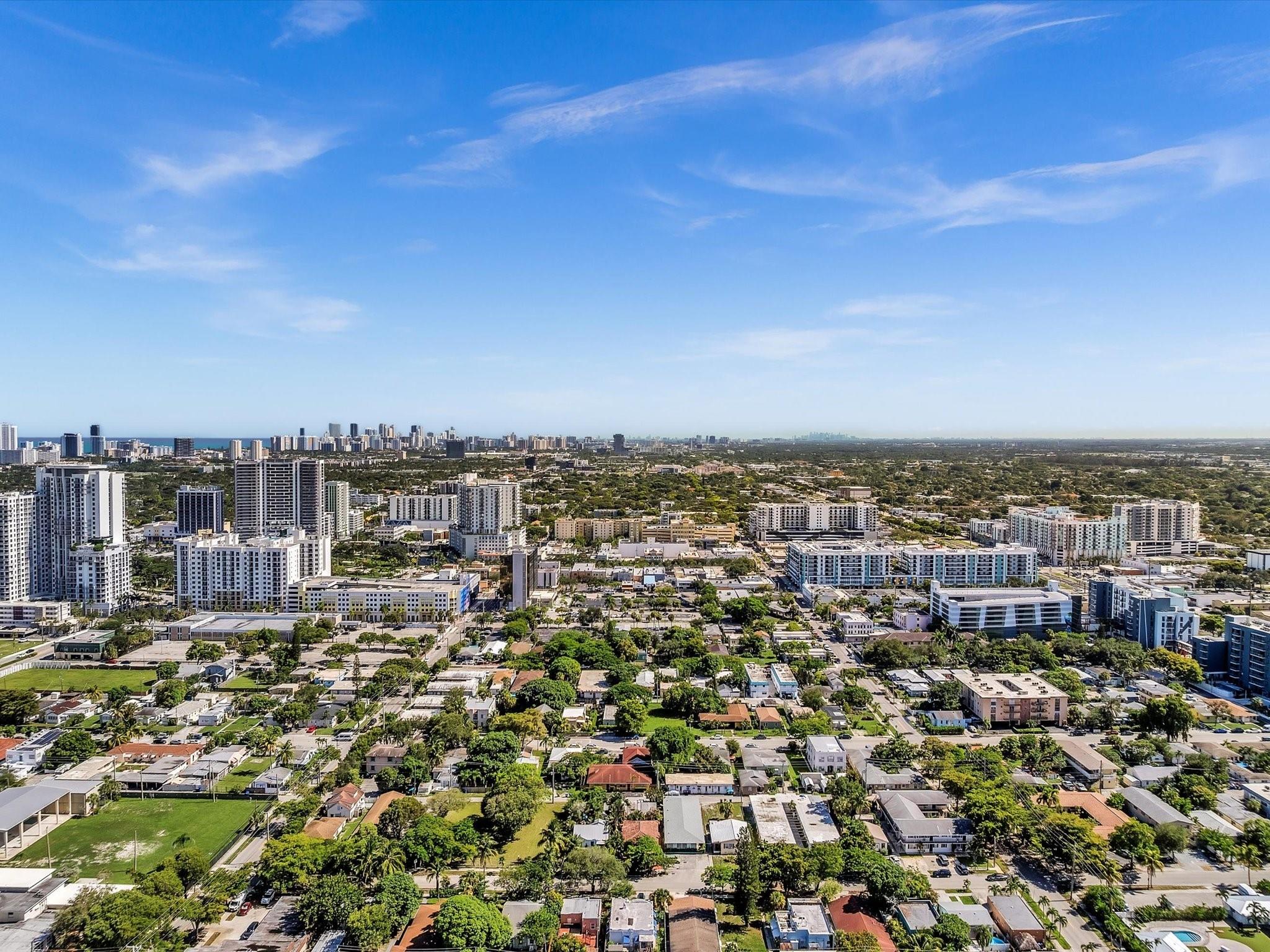 Hollywood 1-21 B - Residential Income