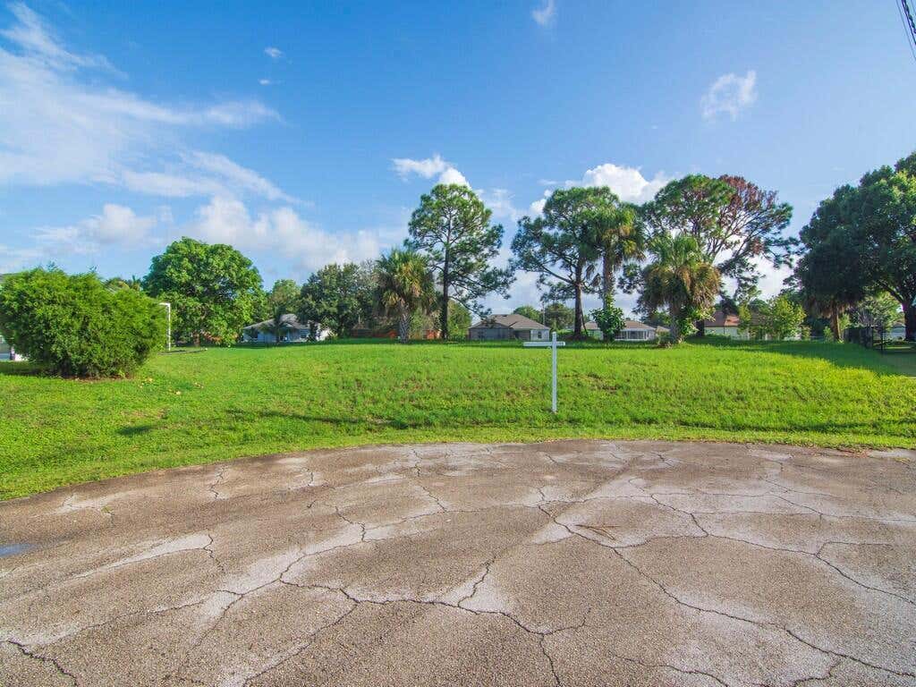 Photo of Tbd SW Teulon Court, Port Saint Lucie, FL 34953 (MLS # R10972012)