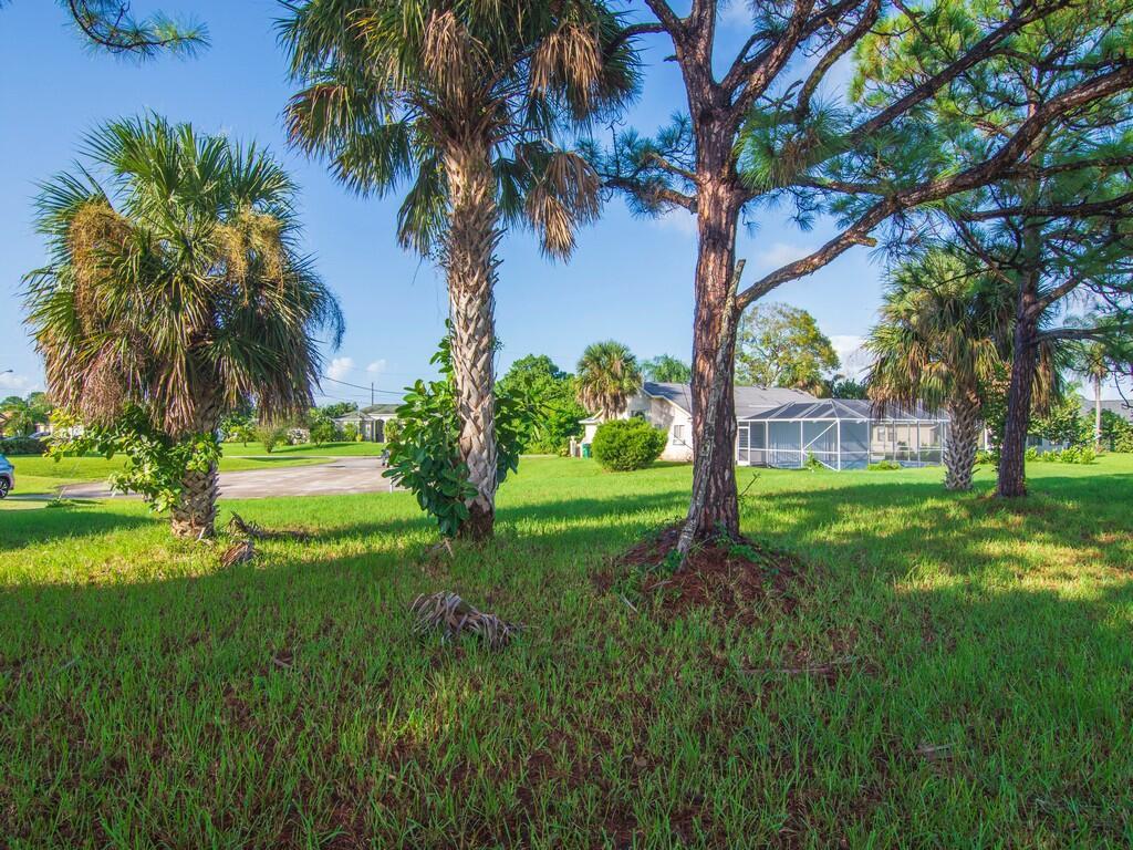PORT ST LUCIE SECTION 41 - Land