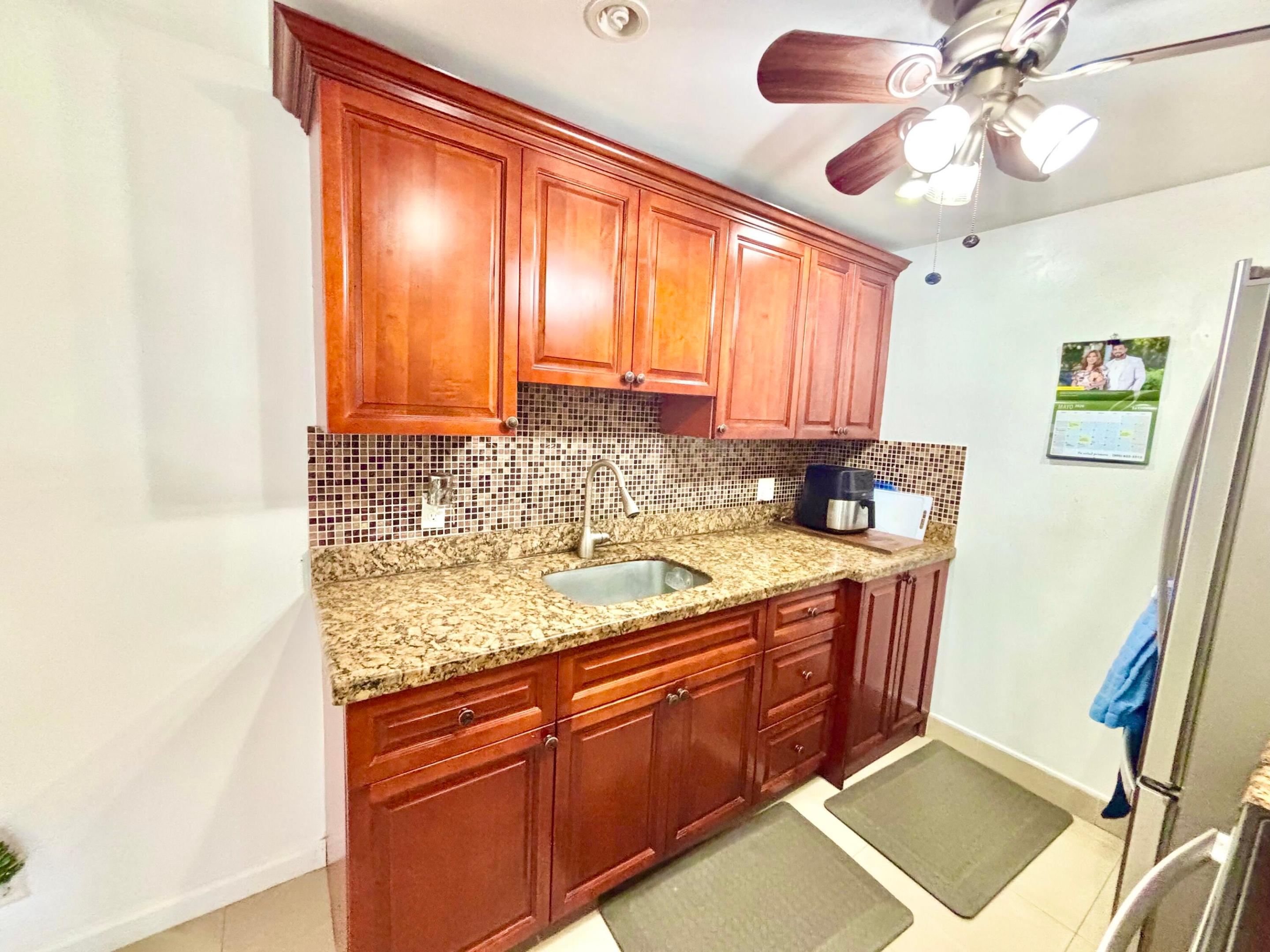 FARNHAM I CONDO - Residential
