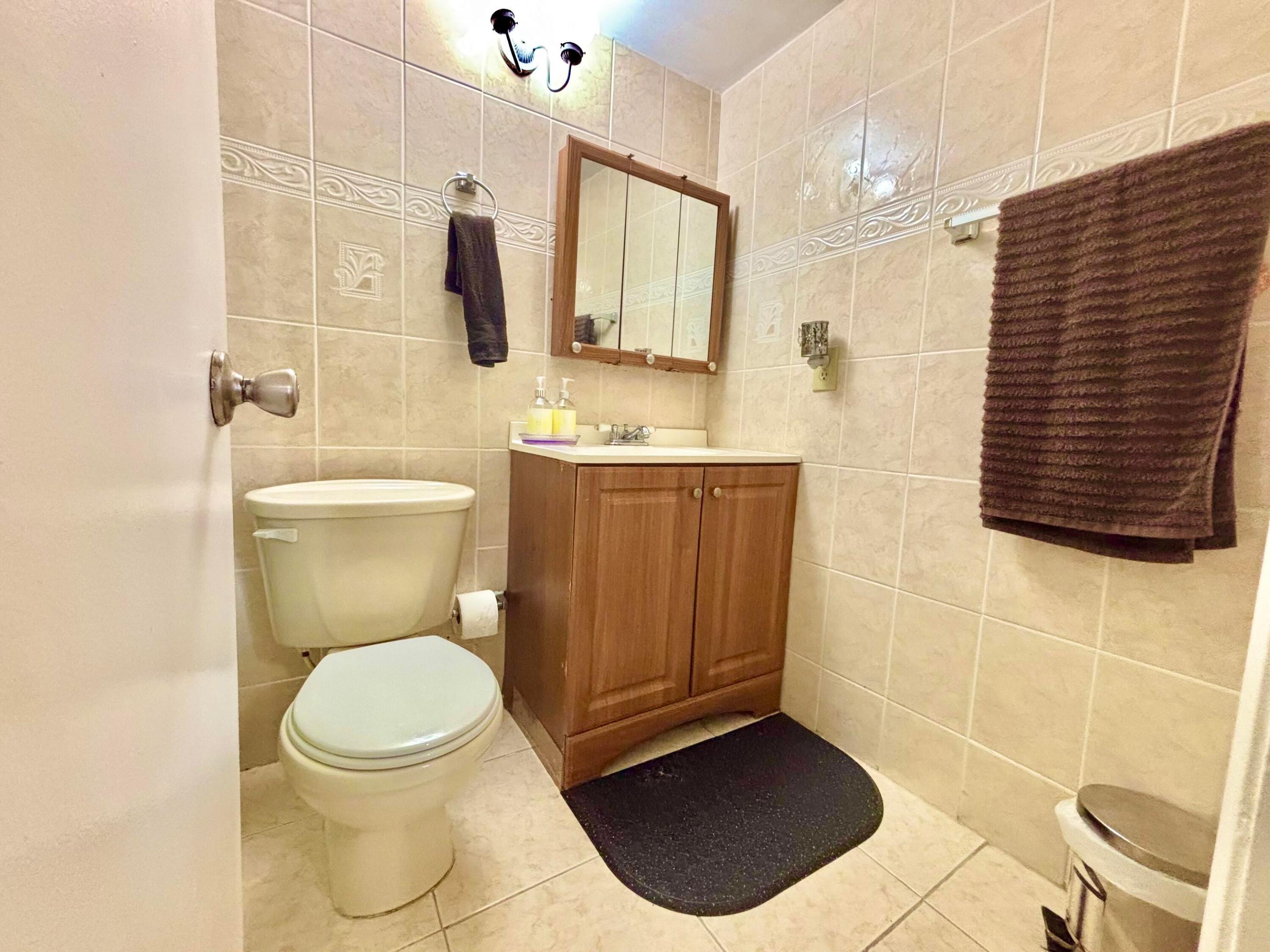 FARNHAM I CONDO - Residential