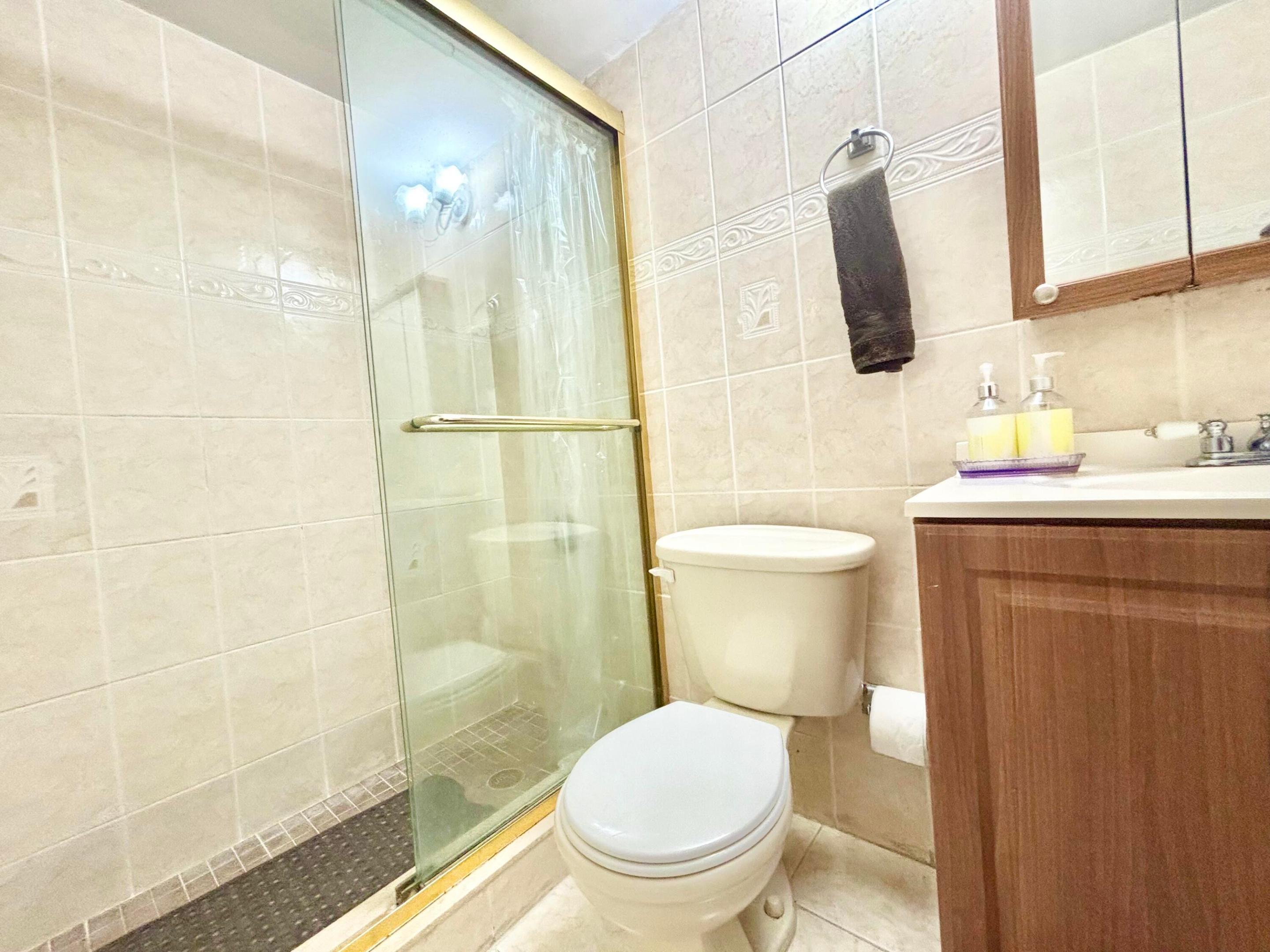 FARNHAM I CONDO - Residential