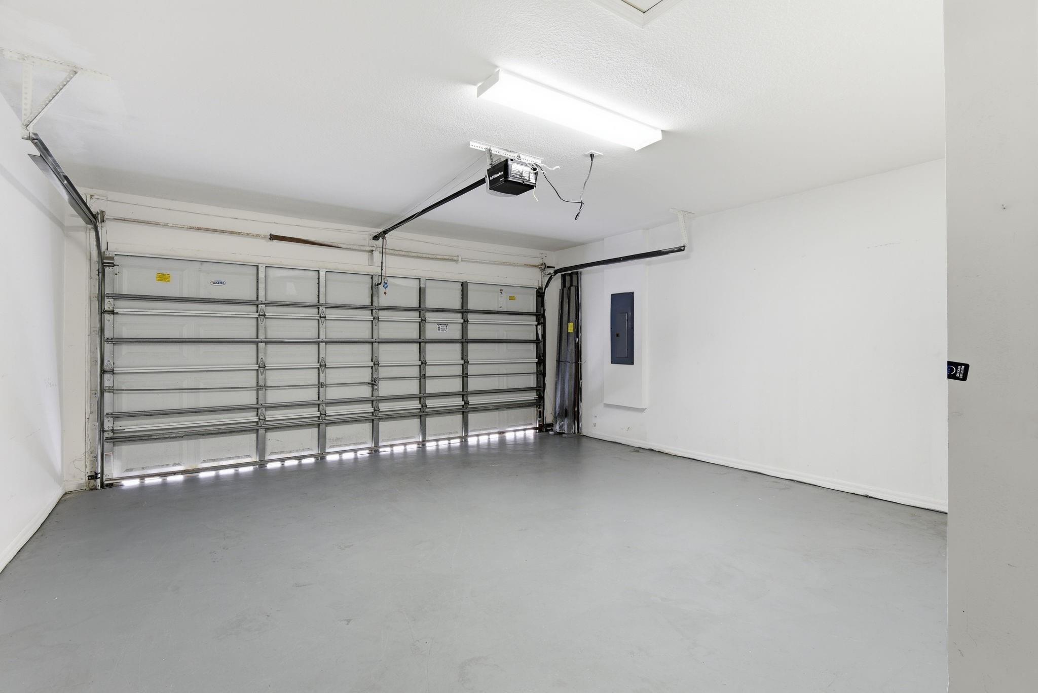 Abel Homes At Cambridge E - Residential