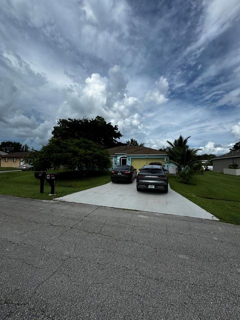 A home in Port St Lucie