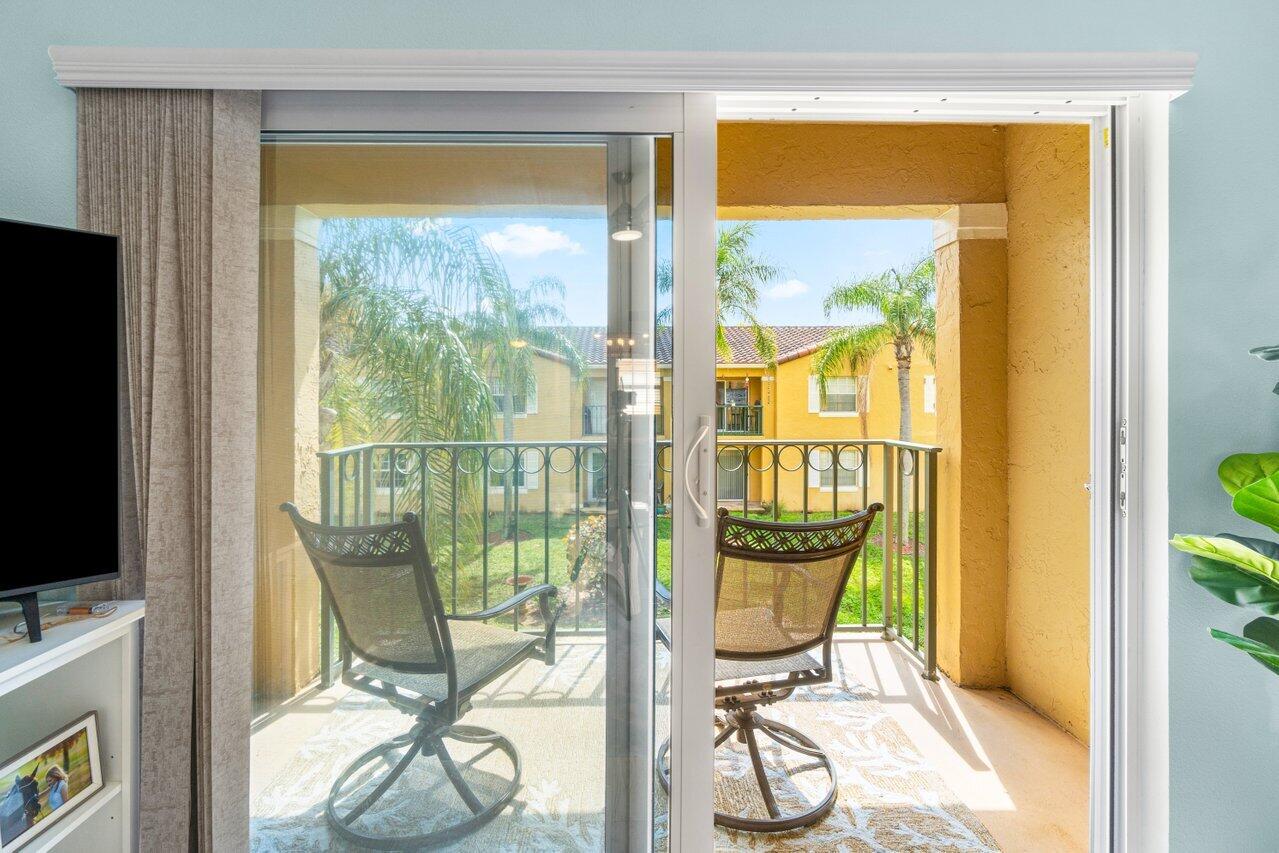 BAY REACH CONDO - Residential