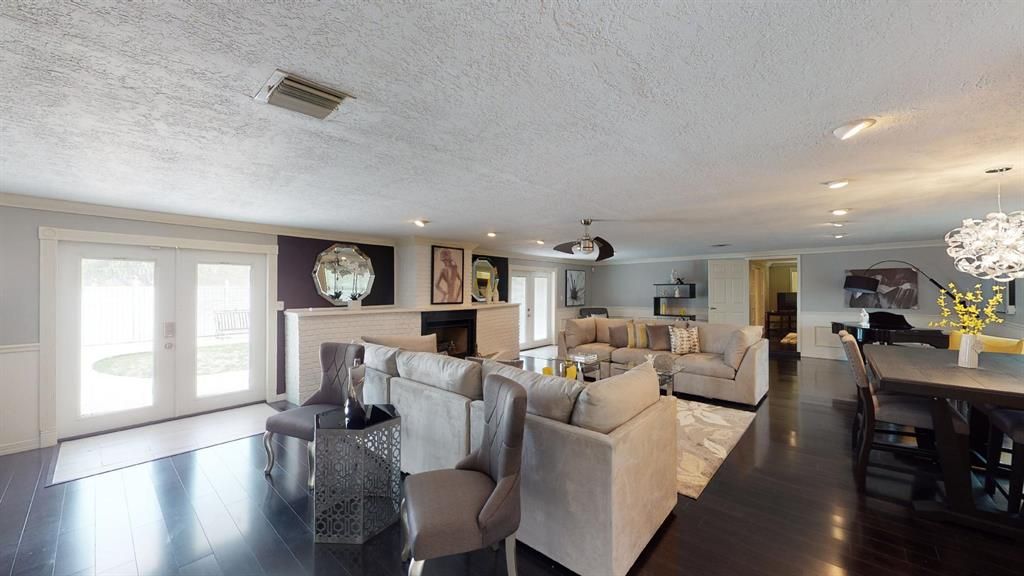 Photo of 2204 Barcelona Avenue, Fort Pierce, FL 34946 (MLS # R10717160)