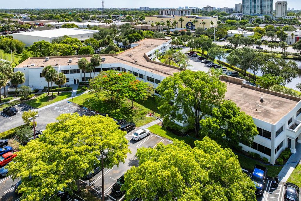 Photo of 555 SW 12th Avenue, Pompano Beach, FL (MLS # R11097109)