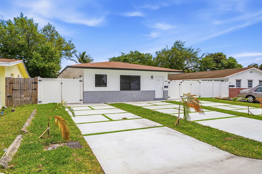 Photo of 1320 SW 34th Avenue #2, Fort Lauderdale, FL 33312 (MLS # B26015441)