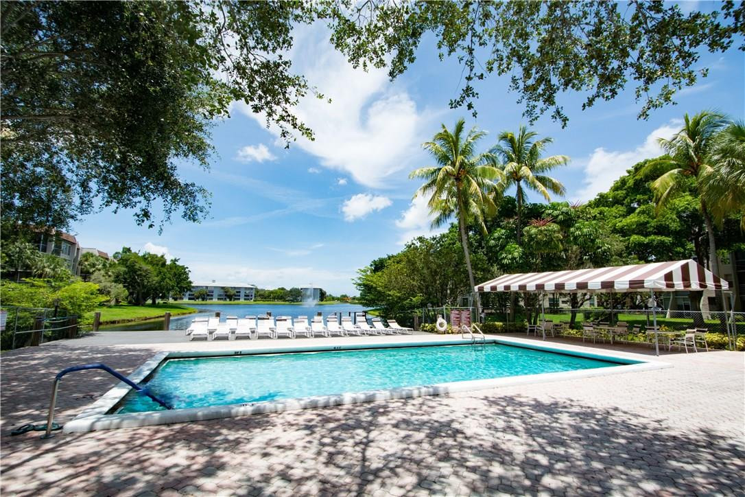 Lagoon Place - Residential