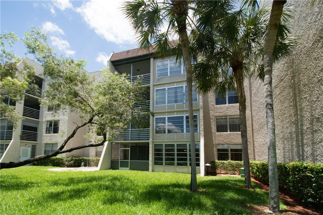 Lagoon Place - Residential