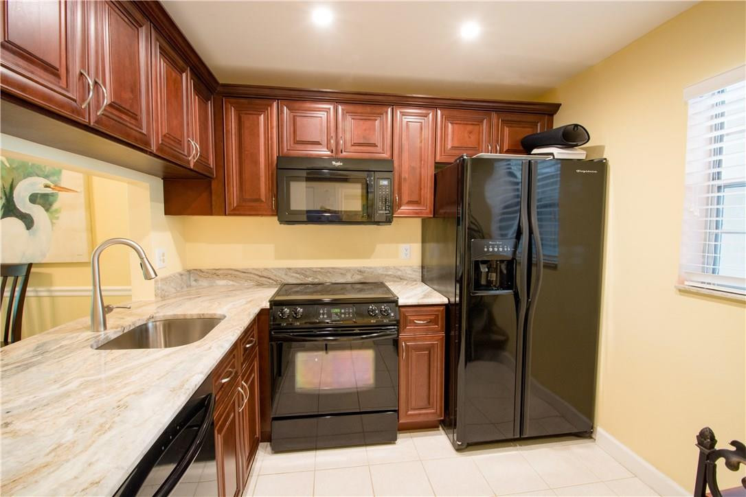 Lagoon Place - Residential