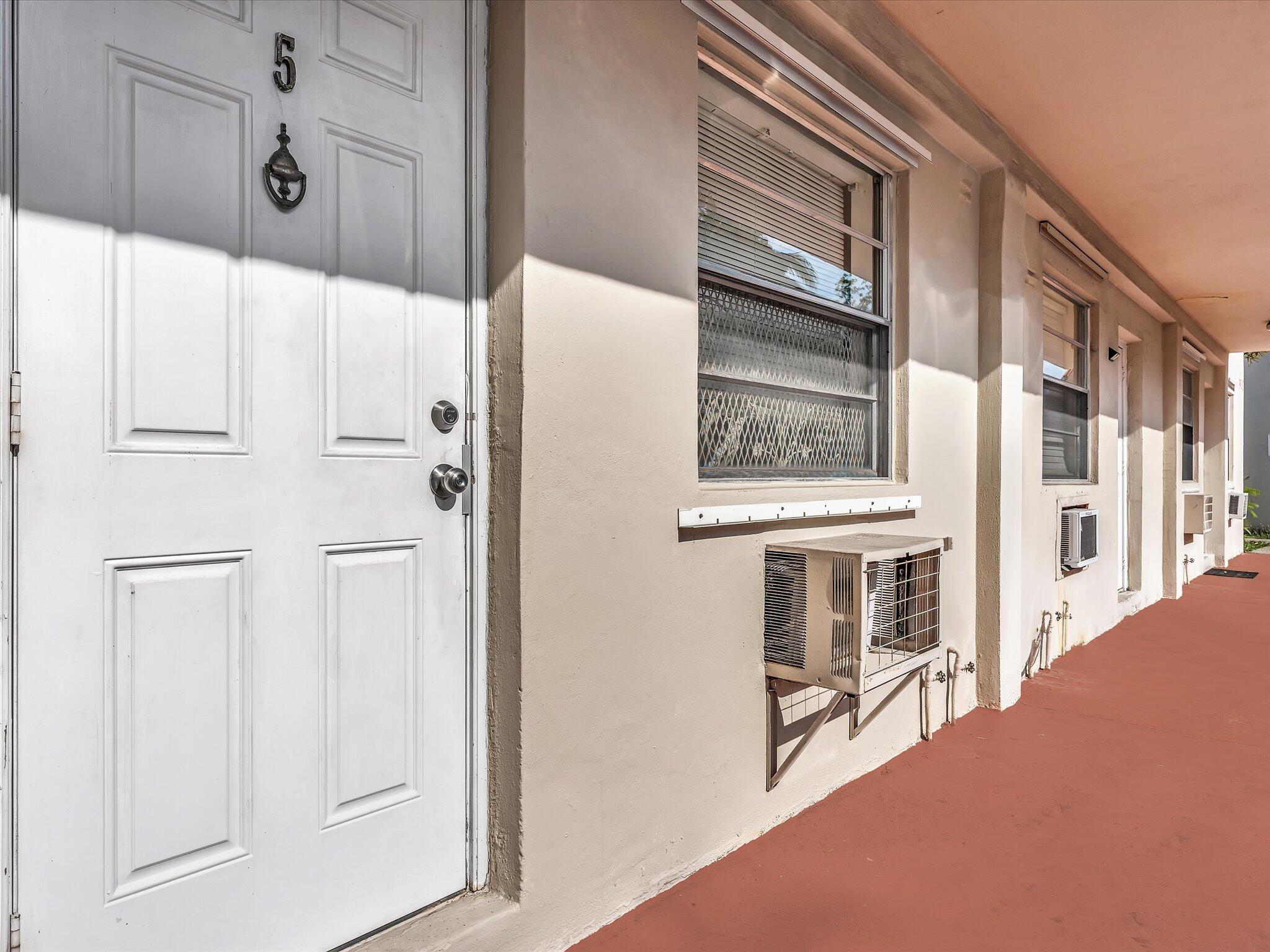 2915 Plunkett Street 5d