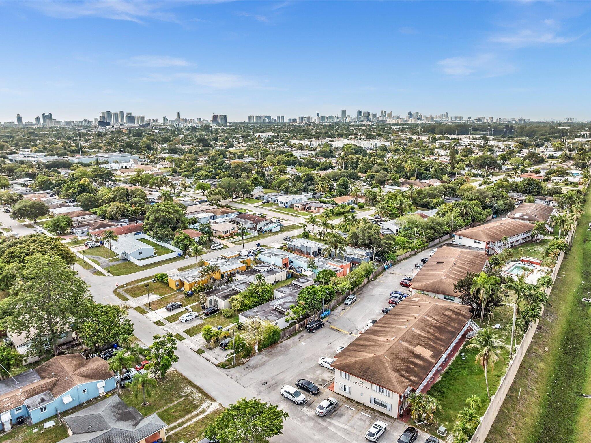 TOWN COLONY CONDO - Residential