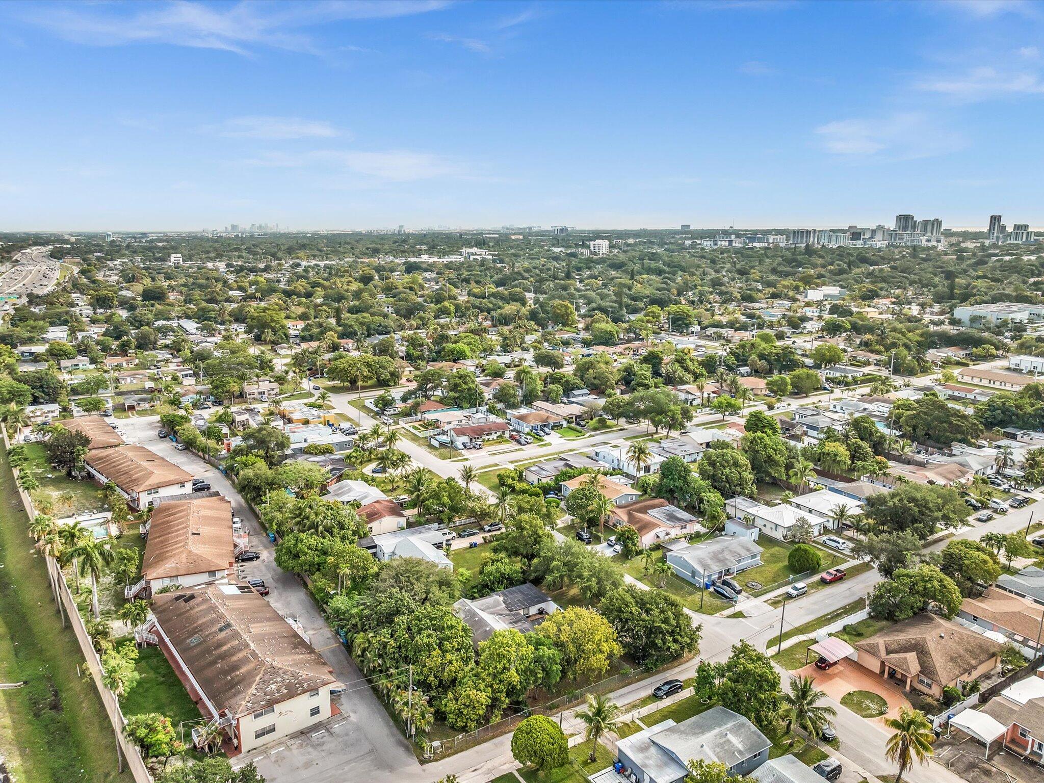 TOWN COLONY CONDO - Residential