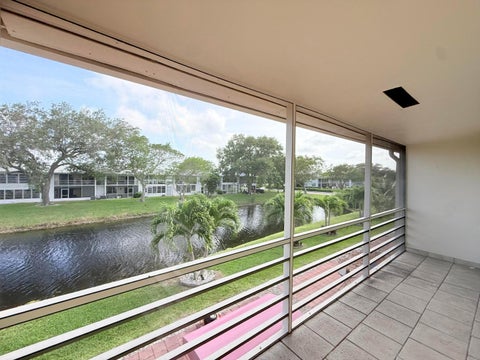 Tiny photo for 165 Tilford H #165, Deerfield Beach, FL 33442 (MLS # B26026386)