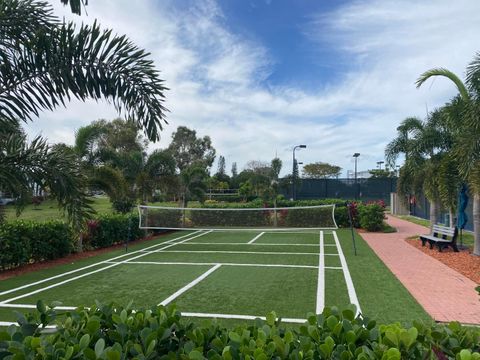 Tiny photo for 165 Tilford H #165, Deerfield Beach, FL 33442 (MLS # B26026386)