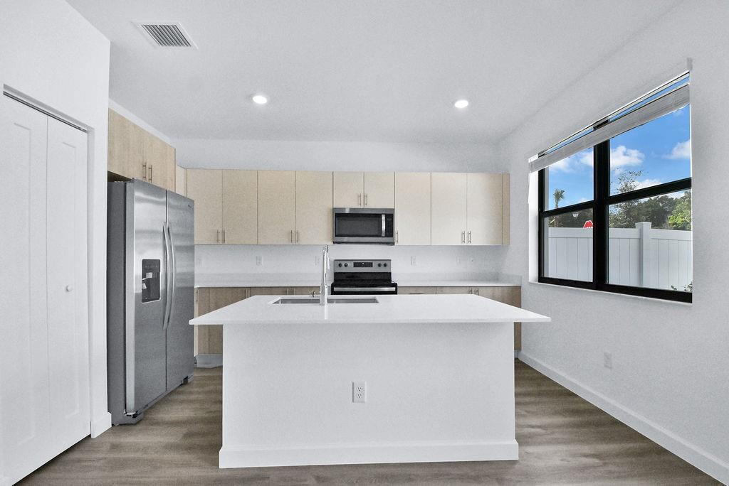 SIENA AT PALM AIRE - Residential Lease