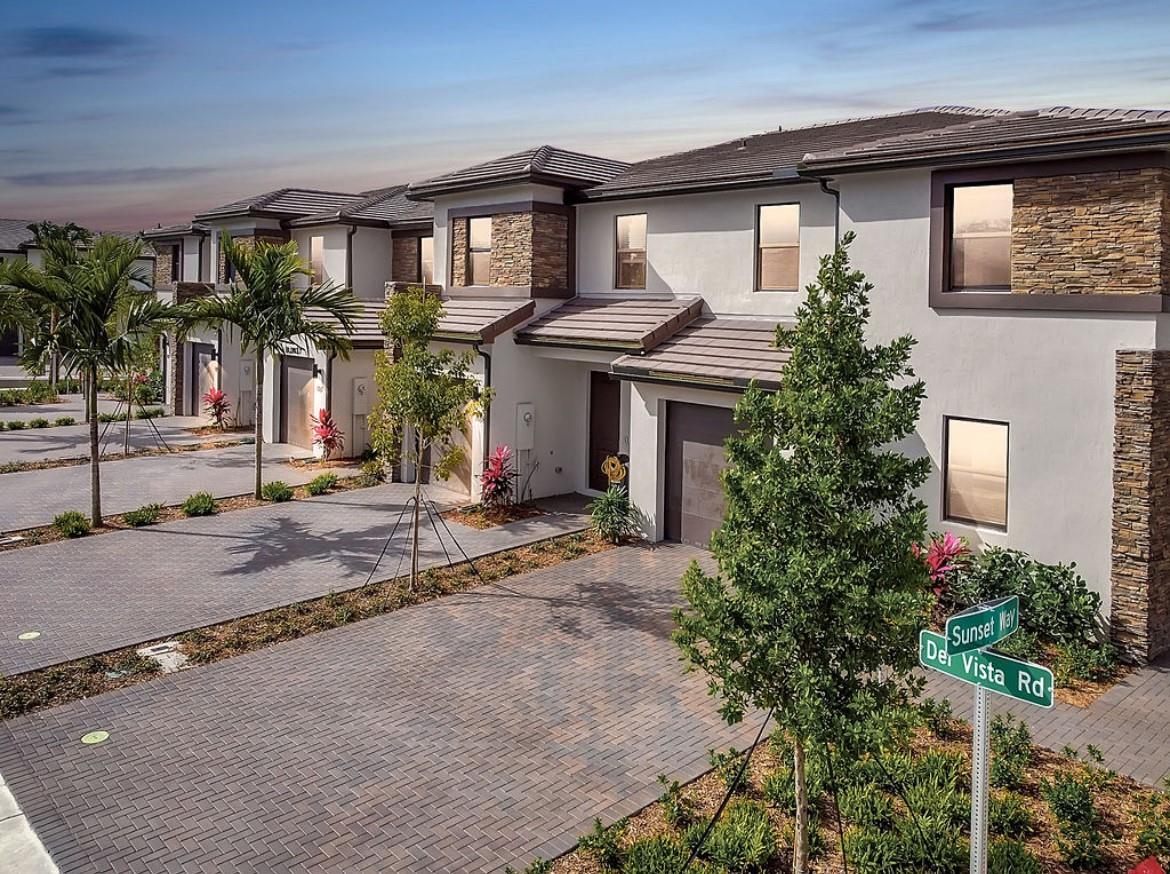 SIENA AT PALM AIRE - Residential Lease