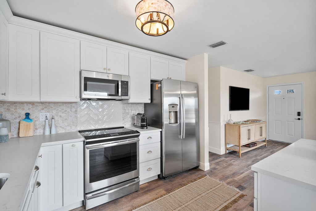 Photo of 7423 SE James Street, Hobe Sound, FL 33455 (MLS # R11062338)