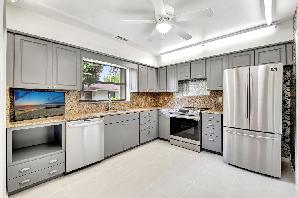 Photo of 9805 Walnut Tree A Way #A, Boynton Beach, FL 33436 (MLS # R11078711)