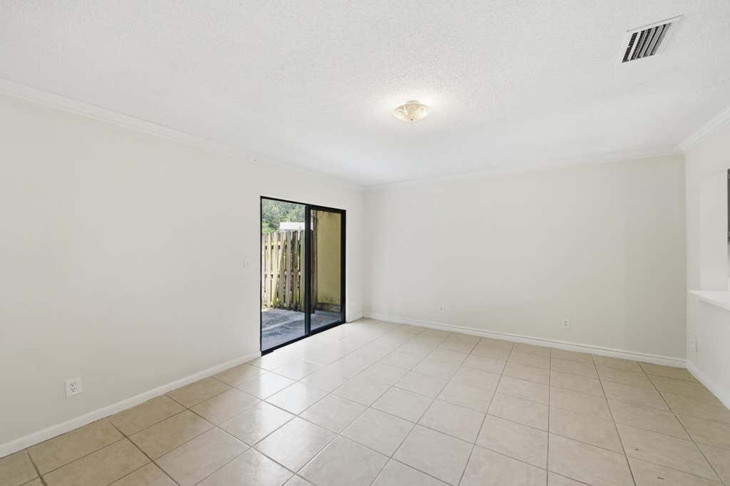 Photo of 5154 Breckenridge Place #42, West Palm Beach, FL 33417 (MLS # B26029434)