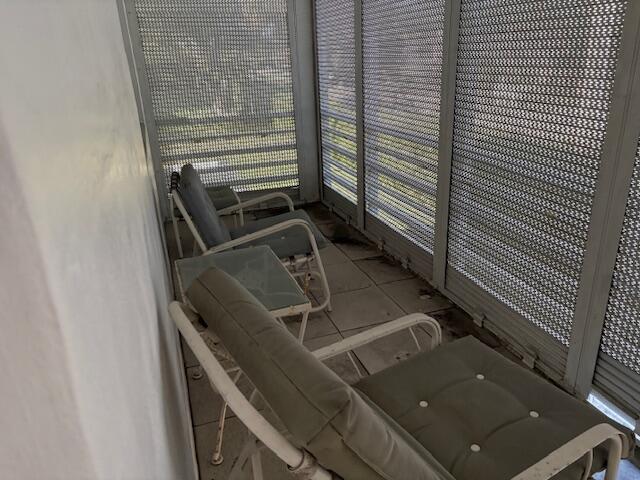 LAKE CLARKE GARDENS CONDO 5 - Residential