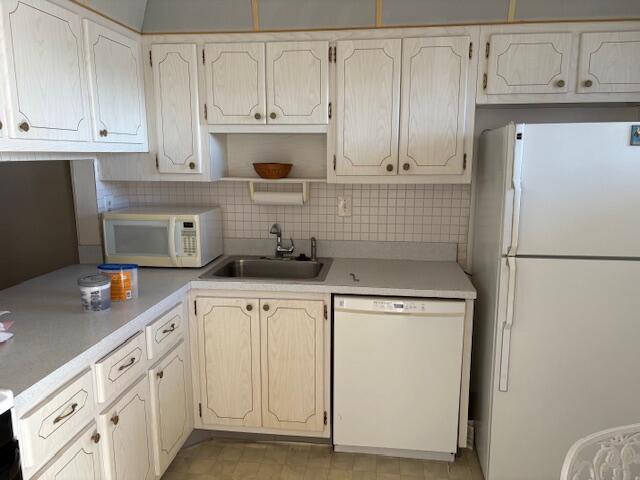 2687 N Garden Drive 201